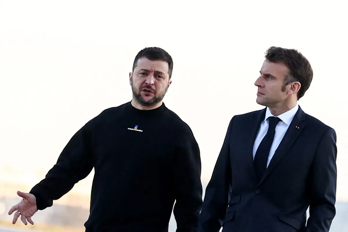 Ukrainian President Volodymyr Zelenskyy and his French counterpart Emmanuel Macron